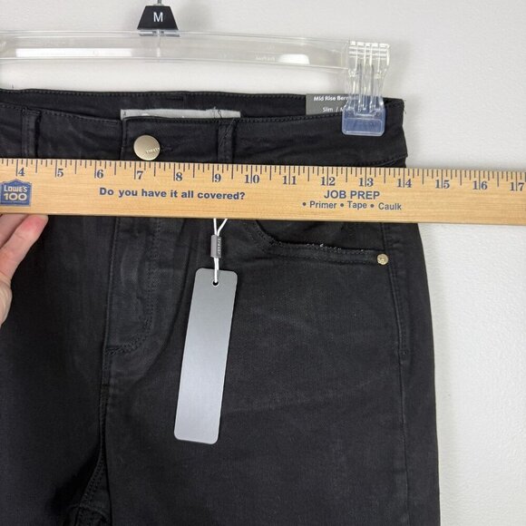 Tractr Bermuda Shorts Womens 4 Black Mid Rise Distressed Raw Hem Slim Fit NWT - Picture 7 of 12